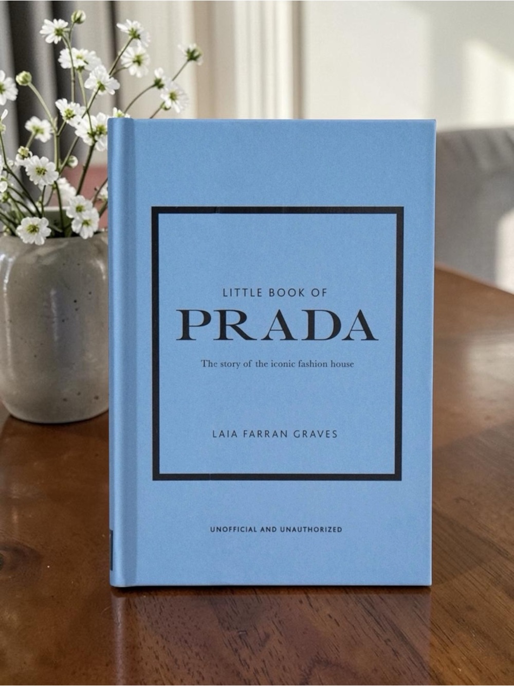 Little Book of Prada - Picture 3 of 5
